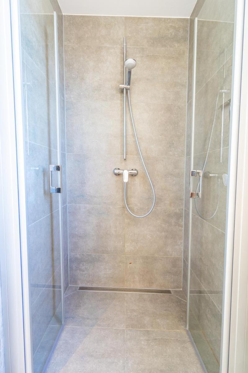 Scharbeutz 2- Zimmer- Luxus Apartment Mit Eigener Sauna Buitenkant foto