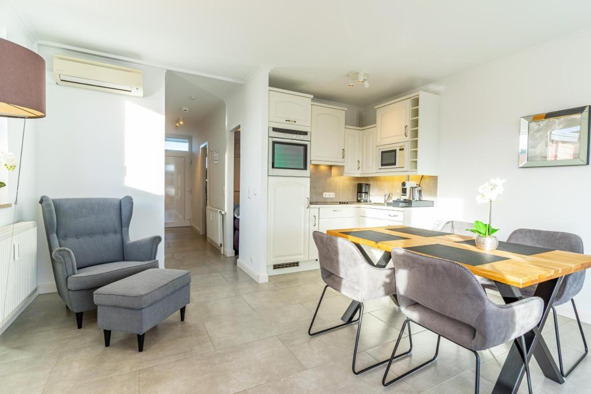 Scharbeutz 2- Zimmer- Luxus Apartment Mit Eigener Sauna Buitenkant foto